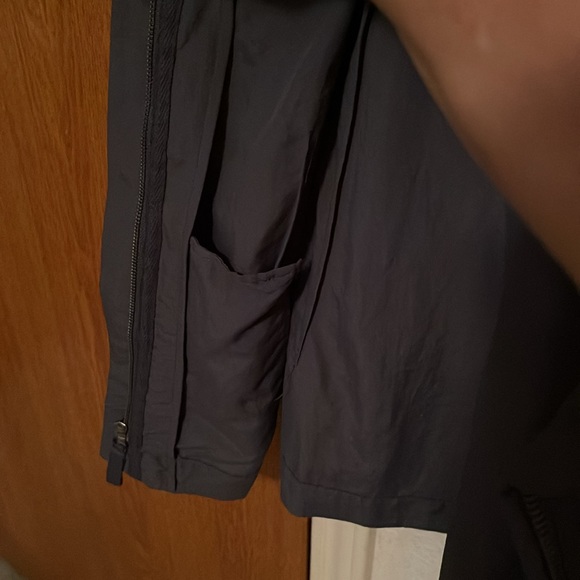 Vera Wang Short Sleeve Jacket - Picture 5 of 6